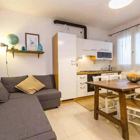 Quiet Flat With Private Free Garage Outside Ztl Apartment Bologna