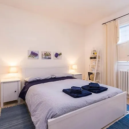 Apartment Quiet Flat With Private Free Garage Outside Ztl Bologna